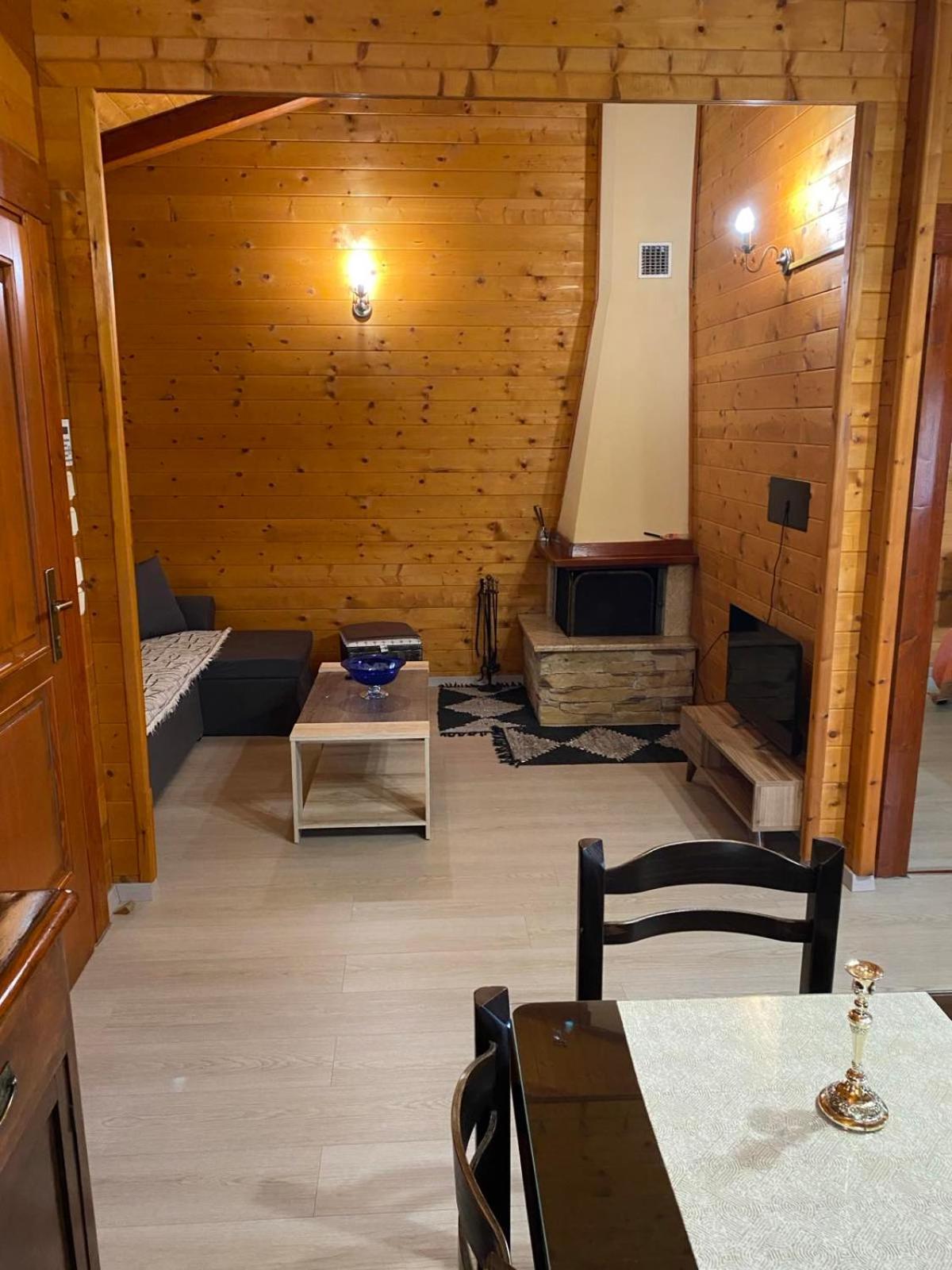 Ferienwohnung Wooden House In Ioannina Exterior foto